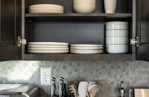 El Porto Apartment | Newly Remodeled Cozy Beach Retreat + Ocean Views