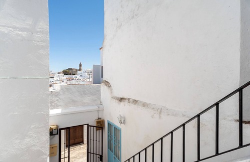 San Ambrosio House | Newly Renovated Child-friendly Apartment with Patio and TV