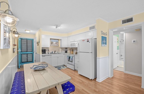 Windy Hill Condo | Newly Renovated 2BR/2BA Ocean View Condo with pool! Central Location!