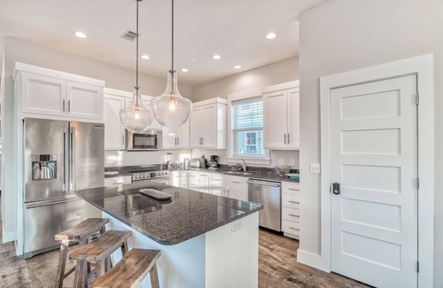 Biltmore Beach House | Newly-Renovated Beach Home with Private Pool Quick Beach Access! Slps 16