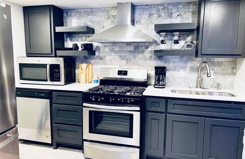 Downtown Tulsa Condo | Newly Renovate Stylish Condo with a City View