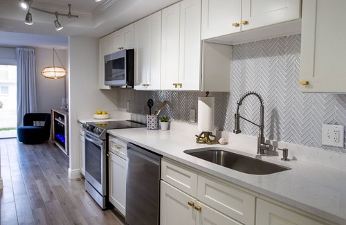New Smyrna Beach House | Newly renovated townhouse steps from the beach and pool
