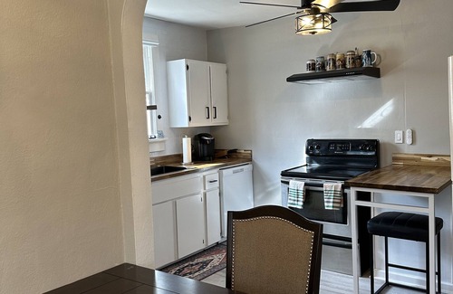 Midtown House | Newly Renovated 1936 Home Close To Augusta National, Airport & Downtown!