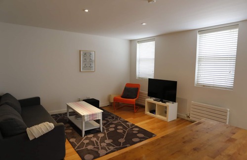 Park Slope House | Newly Renovated 1BR+ In Park Slope