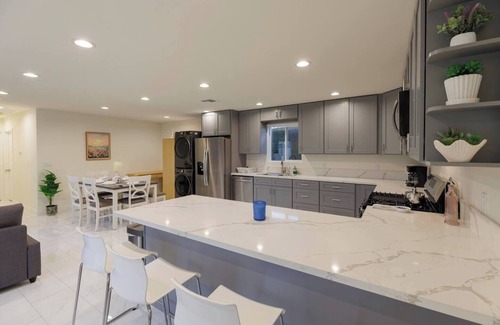 North Hills East Apartment | Newly Renovated 2 Bedroom Home in L.A.