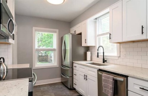 Grandview Heights House | Newly Renovated 2-Bedroom house near OSU stadium