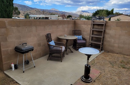 Lake Isabella Apartment | Newly renovated 2 bedroom with Cabin feel in Lake Isabella