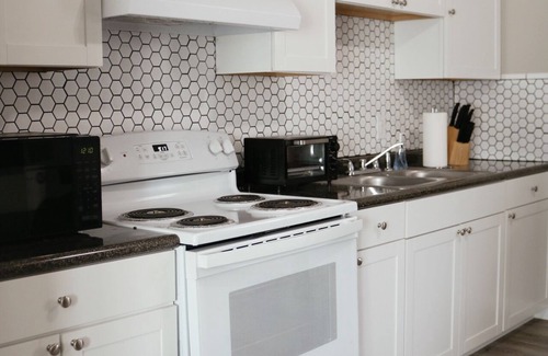 Woodbine House | Newly Renovated 2BR Property Minutes From Downtown! Beautiful Private Patio!