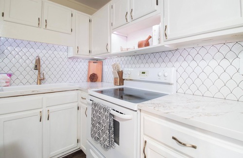 Charleston House | Newly renovated 2BR townhome in the heart of James Island