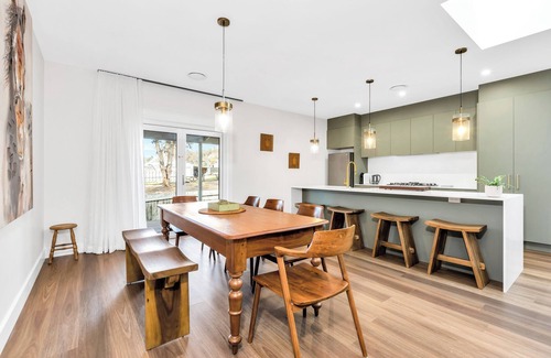 Cooma House | Newly renovated 4 bed, 3 bath retreat with lux stone fireplace & cook’s kitchen