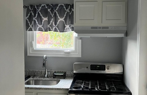 Edgewood House | Newly Renovated 4-bedroom, 2 bathrooms.