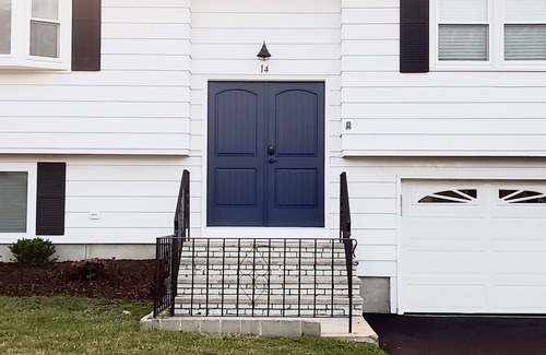 Eastward Look House | Newly renovated! 5 bedroom 2 bath home woth AC and walk to water