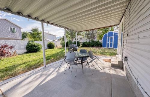 Kearns House | Newly Renovated 5 BR 3 Bth in SLC