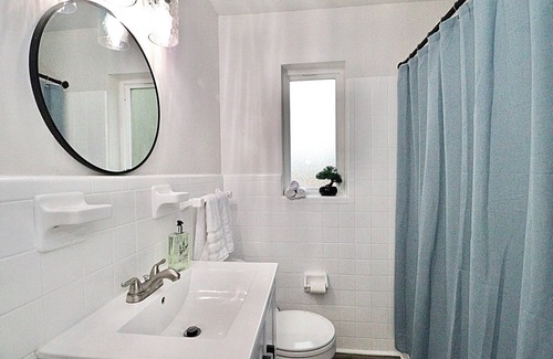 Valdosta House | Newly Renovated and Furnished 3/1 Single Family Home
