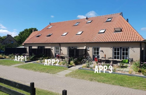 Hollum Apartment | Newly renovated apartments on large grounds