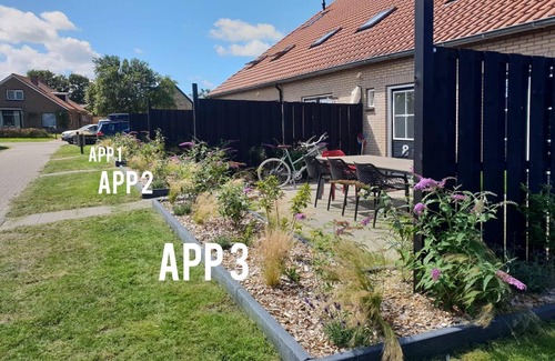 Hollum Apartment | Newly renovated apartments on large grounds