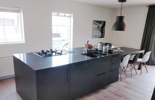 Hollum Apartment | Newly renovated apartments on large grounds