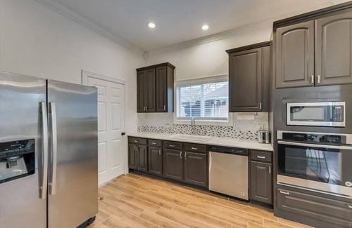 Kessler House | Newly Renovated Bishop Arts Home