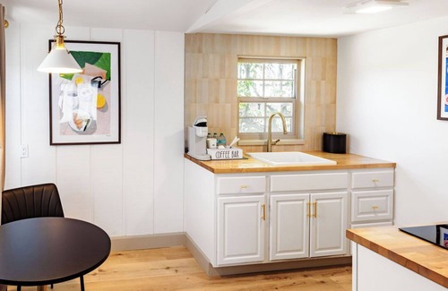 Solvang House | Newly renovated boutique hotel in heart of Solvang, California - dog friendly