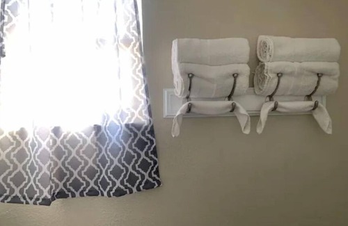 Yuma House | Newly Renovated Bungalow thats Located within Walking Distance of Martinez Lake!
