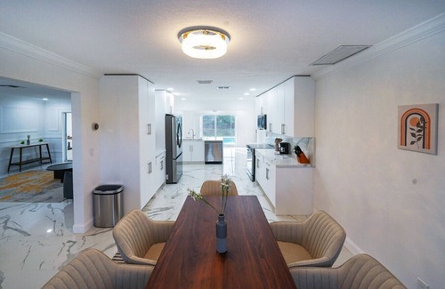 Survey Creek House | Newly Renovated Coconut Creek Home with Pool & Billiards