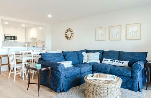 Eastward Look Condo | Newly Renovated Condo w/Unobstructed Ocean Views & Beach Access