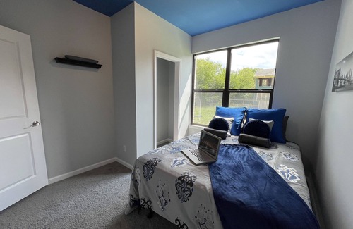 Detroit Condo | Newly Renovated Condo's
