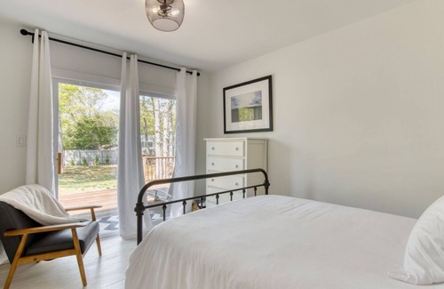 Clearwater Beach House | Newly Renovated East Hampton House - Bay Beach community