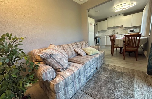 Parkland House | Newly-renovated home has great proximity to schools, hospitals, military bases