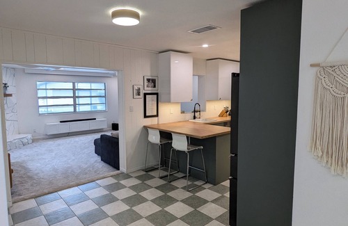 Lakeland House | Newly renovated home with a pool in the heart of south Lakeland.