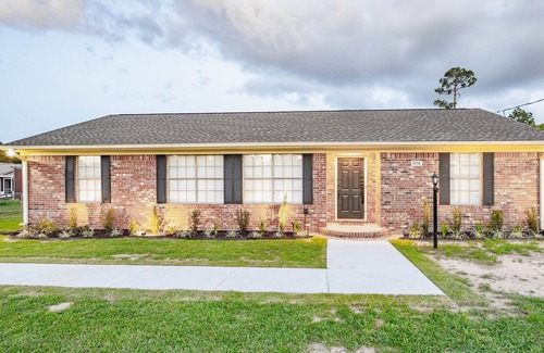 Florida Panhandle House | Newly renovated house near beautiful sandy beaches