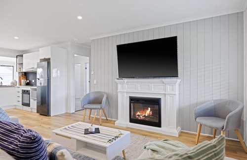 Surf Beach House | Newly renovated interior, modern contemporary