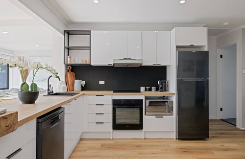 Surf Beach House | Newly renovated interior, modern contemporary