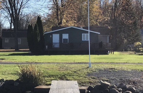Durhamville House | Newly renovated lake house with stunning views!