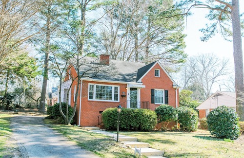 Fuquay-Varina House | Newly Renovated Mid-Century Home. Walk to Downtown Fuquay. Close to Raleigh.