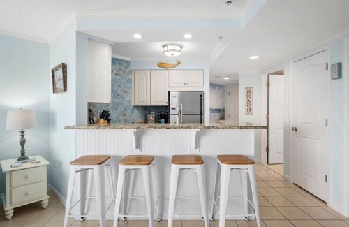 Midtown Ocean City Apartment | Newly Renovated Makai Condo!