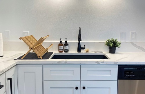 West Hazel Dell House | Newly Renovated NW Retreat