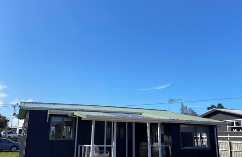 Oneroa House | Newly renovated in the heart of Oneroa