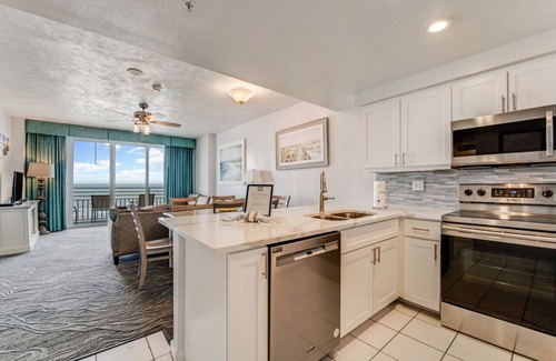 Daytona Beach Apartment | Newly Renovated Paradise: Direct Oceanfront 3BR @ The Wyndham Ocean Walk Resort