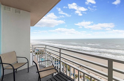 Daytona Beach Apartment | Newly Renovated Paradise: Direct Oceanfront 3BR @ The Wyndham Ocean Walk Resort
