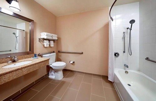 Pleasanton House | Newly Renovated Pleasanton Marriott