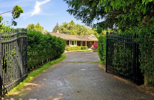 Village of Southampton House | Newly Renovated & Private in Southampton Village