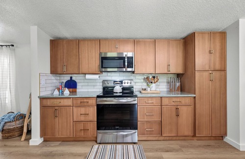 Interlachen House | Newly Renovated Retreat - Ideal for Relaxation, Recreation and Nature!