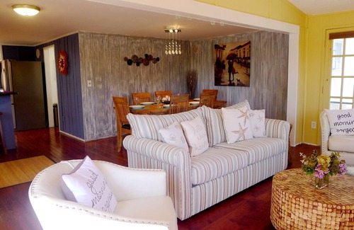 Anna Maria Cottage | Newly Renovated Sea Breeze Cottage with Private Dock, Easy Access to Bimini Bay