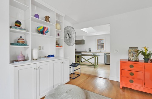 Village of Southampton House | Newly renovated Southampton Village mini-complex