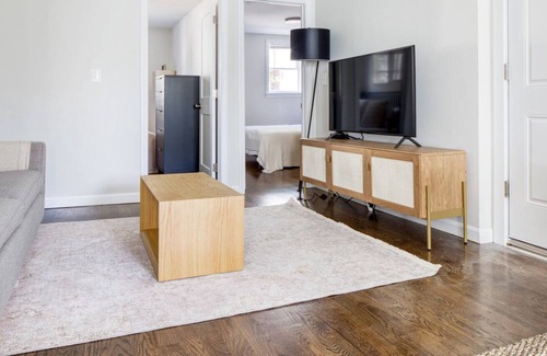 South Boston Apartment | Newly renovated South Boston 2BR by Blueground