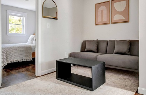 South Boston Apartment | Newly renovated South Boston 2BR by Blueground