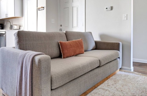 South Boston Apartment | Newly renovated South Boston 2BR by Blueground