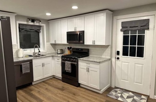 Downtown Rochester House | Newly Renovated South Wedge Vacation home