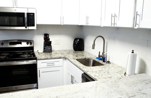 Forest Park Apartment | Newly Renovated Stay Minutes From Airport & City